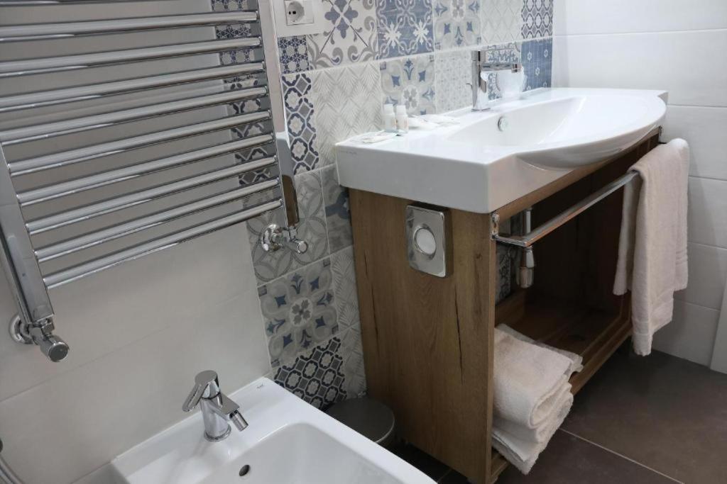 Bed and Breakfast Residenza La Reggia Caserta Zewnętrze zdjęcie